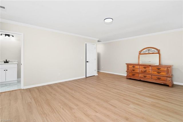 1256 Cloister Drive, Winston-salem, NC 27127