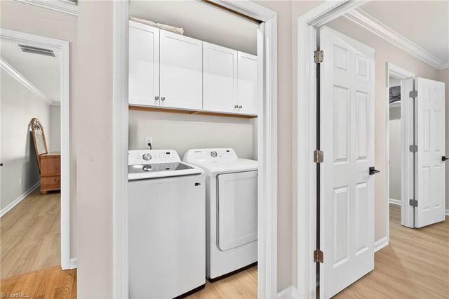 1256 Cloister Drive, Winston-salem, NC 27127