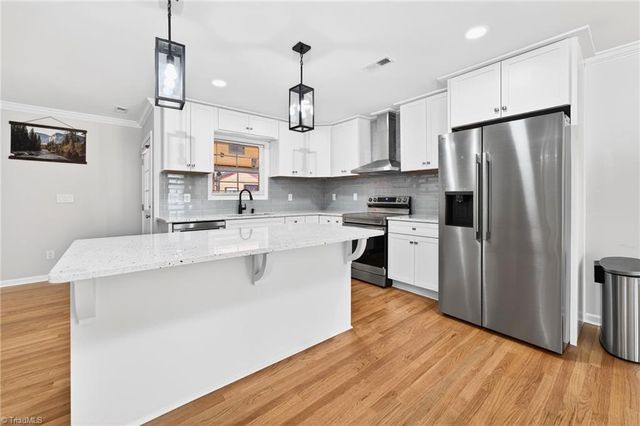 1256 Cloister Drive, Winston-salem, NC 27127