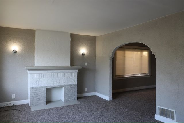 3825 Waverly Street, Detroit, MI 48238