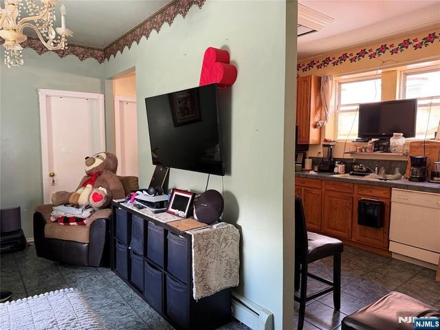 60 Naples Avenue, Belleville, NJ 07109