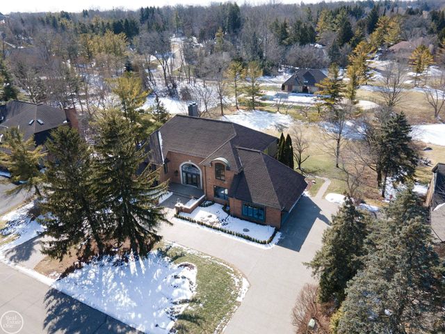 4585 Kiftsgate Bend, Bloomfield Twp, MI 48302