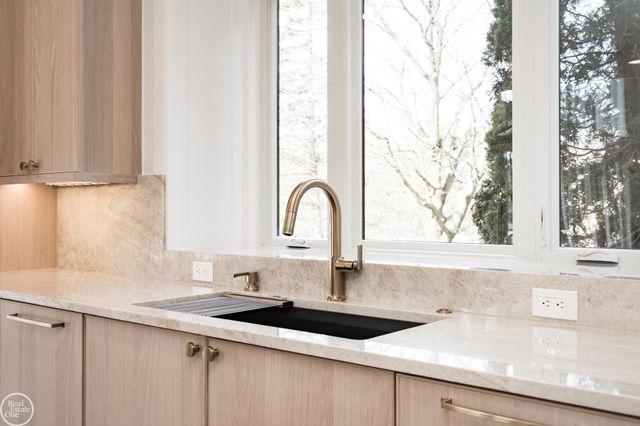 4585 Kiftsgate Bend, Bloomfield Twp, MI 48302