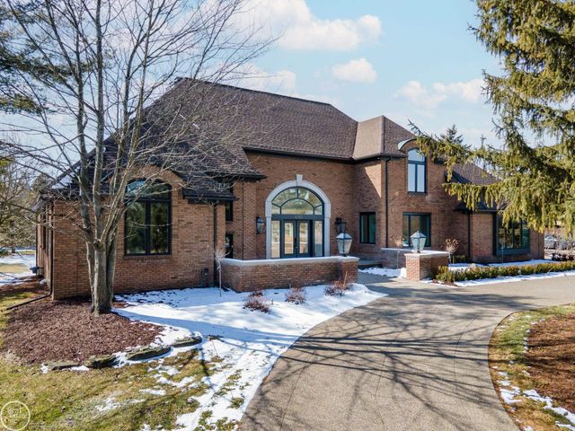 4585 Kiftsgate Bend, Bloomfield Twp, MI 48302