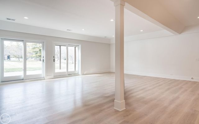 4585 Kiftsgate Bend, Bloomfield Twp, MI 48302