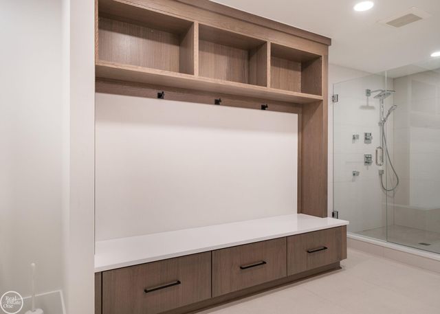 4585 Kiftsgate Bend, Bloomfield Twp, MI 48302