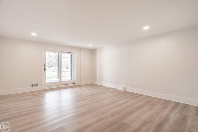 4585 Kiftsgate Bend, Bloomfield Twp, MI 48302