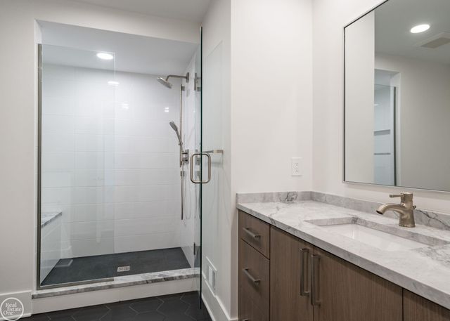 4585 Kiftsgate Bend, Bloomfield Twp, MI 48302