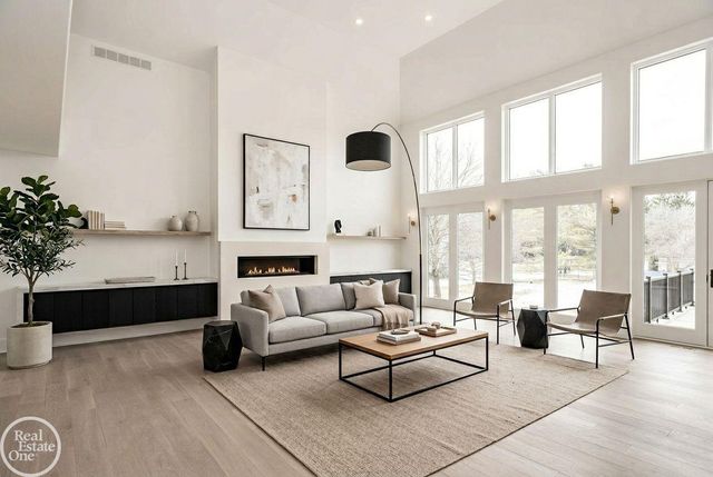 4585 Kiftsgate Bend, Bloomfield Twp, MI 48302