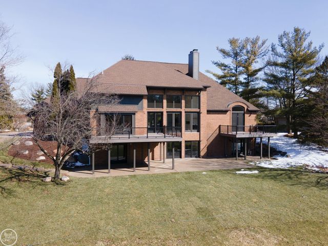 4585 Kiftsgate Bend, Bloomfield Twp, MI 48302
