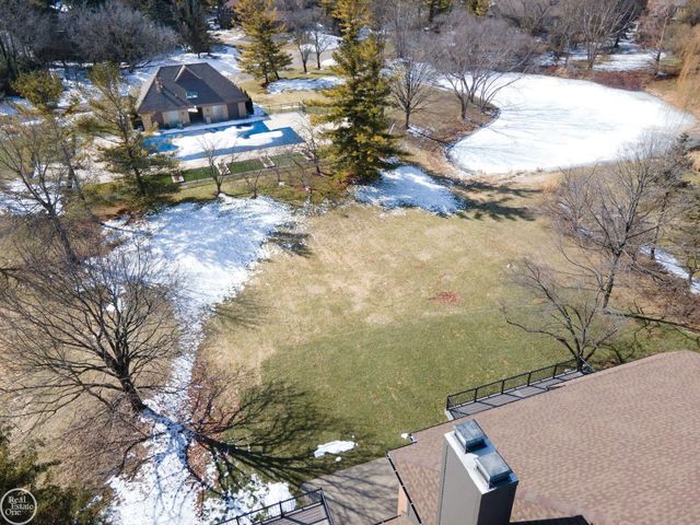 4585 Kiftsgate Bend, Bloomfield Twp, MI 48302