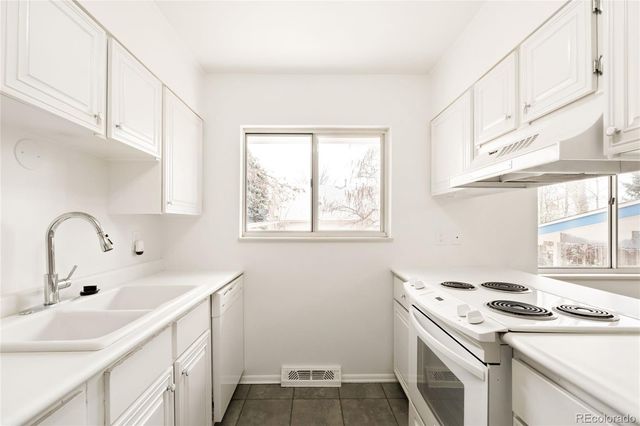 7042 E Wesley Avenue, Denver, CO 80224