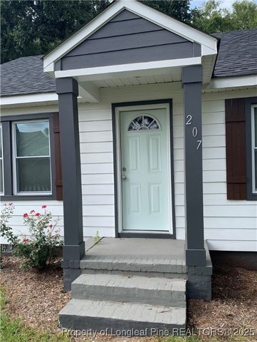 207 Johnson Street, Fayetteville, NC 28303
