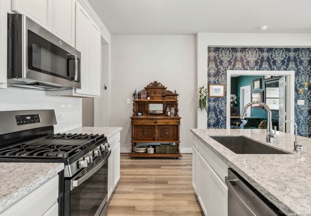 14907 PALMER CRK, San Antonio, TX 78217