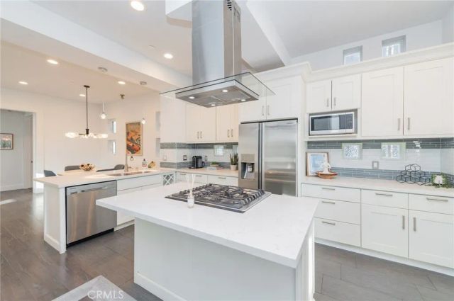 16785 Bayview Drive, Huntington Beach, CA 92649