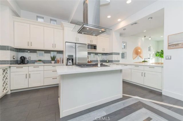 16785 Bayview Drive, Huntington Beach, CA 92649