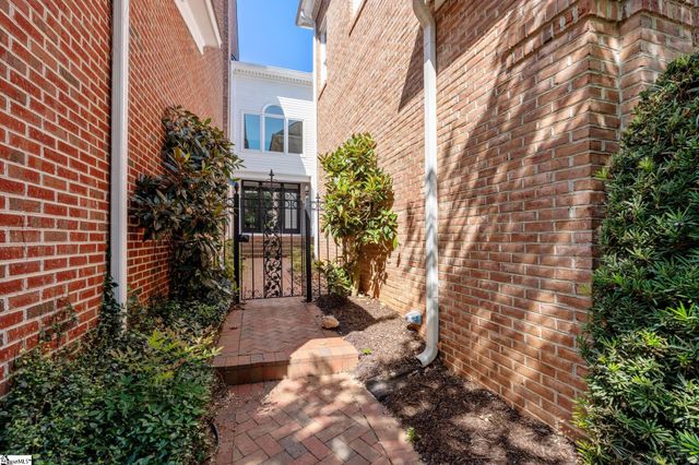 1400 Thornblade Boulevard Unit 28, Greer, SC 29650