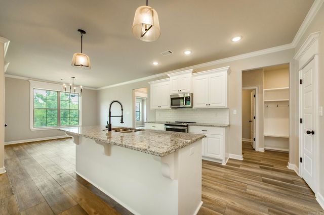 17404 Crooked Oak Drive, North Little Rock, AR 72120