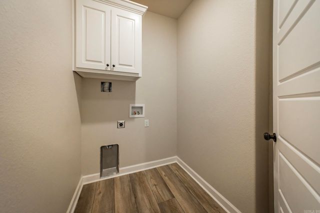17404 Crooked Oak Drive, North Little Rock, AR 72120