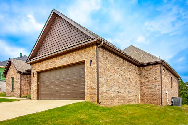 17404 Crooked Oak Drive, North Little Rock, AR 72120