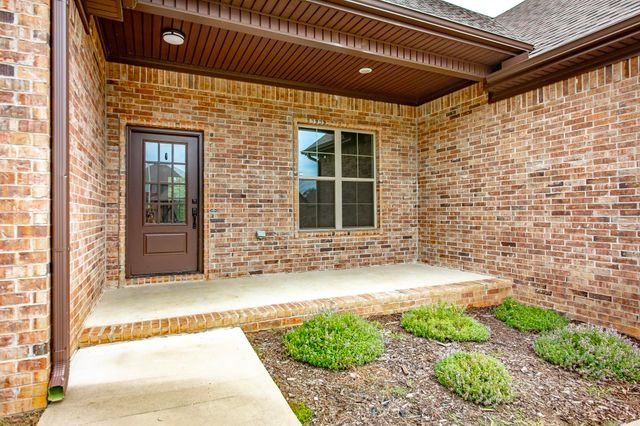 17404 Crooked Oak Drive, North Little Rock, AR 72120