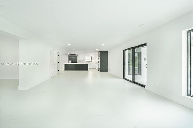 18101 NW 19th Ave, Miami Gardens, FL 33056