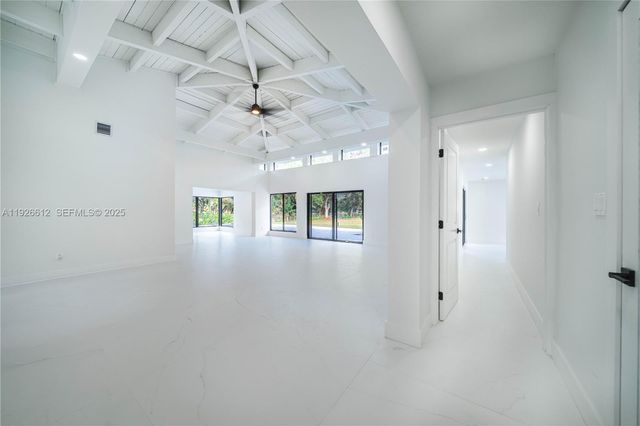 18101 NW 19th Ave, Miami Gardens, FL 33056