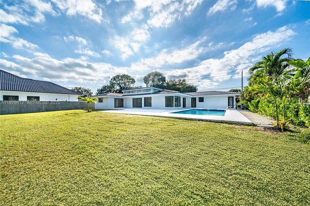 18101 NW 19th Ave, Miami Gardens, FL 33056