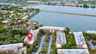 461 Ives Dairy Road 4022, Miami, FL 33179