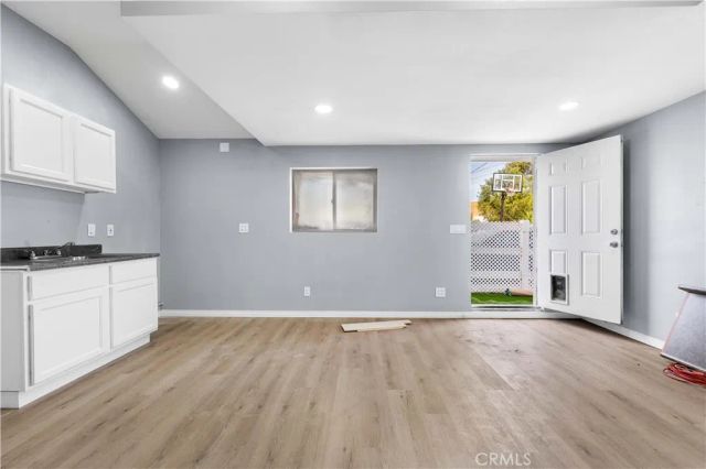 5651 Radford, Valley Village, CA 91607