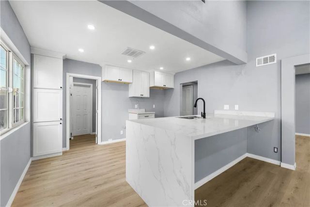 5651 Radford, Valley Village, CA 91607