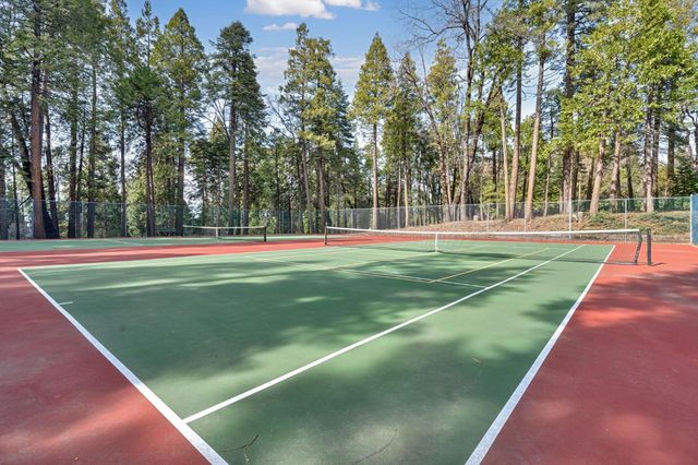 3986 Garnet Rd, Pollock Pines, CA 95726