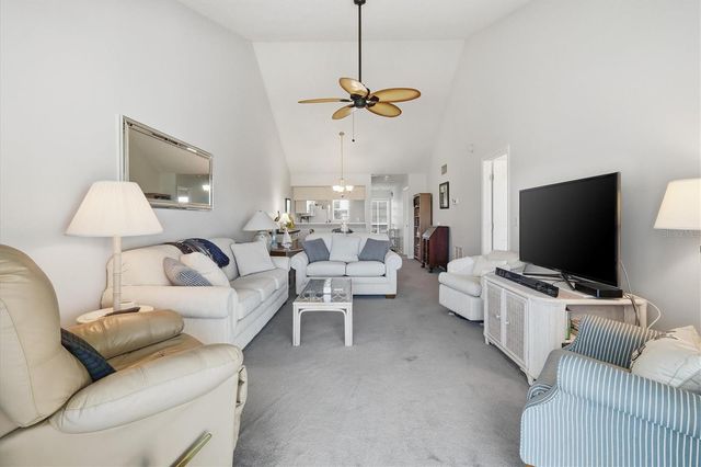 414 CERROMAR CIRCLE S 249, Venice, FL 34293