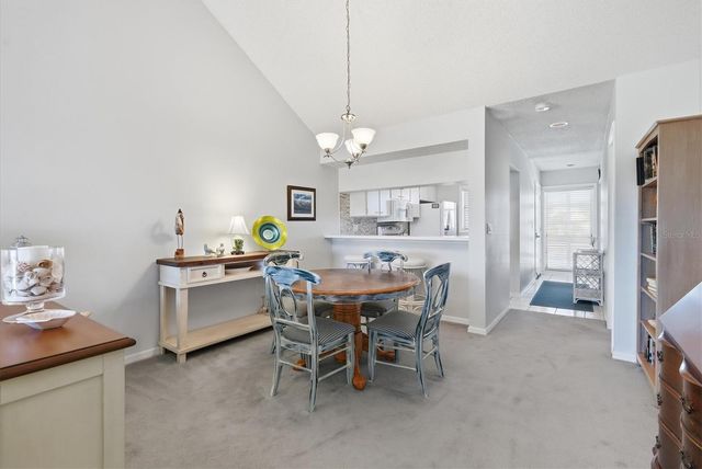 414 CERROMAR CIRCLE S 249, Venice, FL 34293