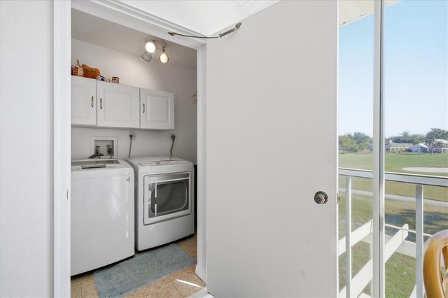 414 CERROMAR CIRCLE S 249, Venice, FL 34293