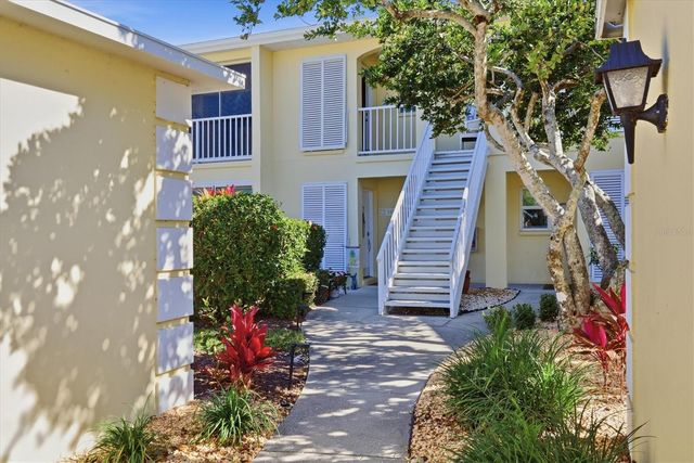 414 CERROMAR CIRCLE S 249, Venice, FL 34293