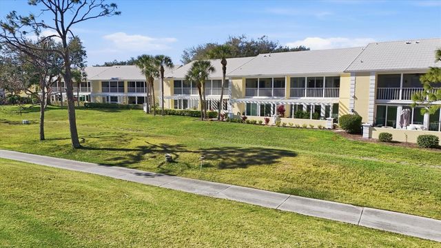 414 CERROMAR CIRCLE S 249, Venice, FL 34293