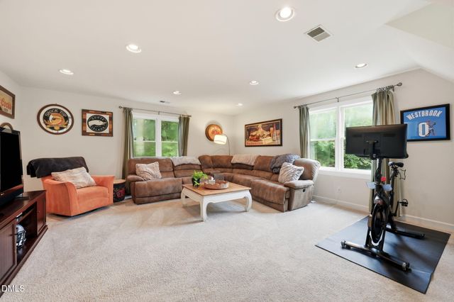 7721 Sutcliffe Drive, Raleigh, NC 27613