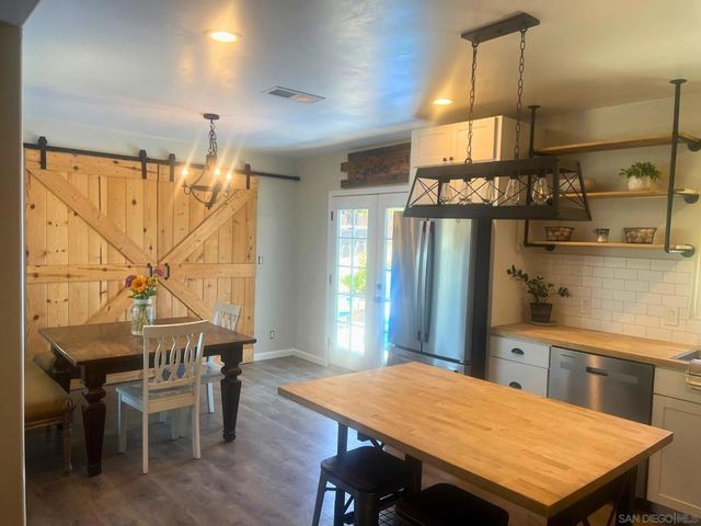 80 Willowside Ter, Alpine, CA 91901