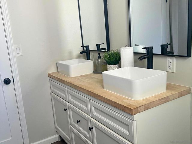80 Willowside Ter, Alpine, CA 91901