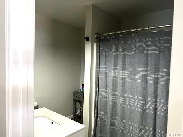 80 Willowside Ter, Alpine, CA 91901