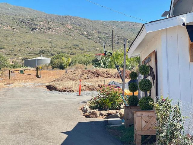 80 Willowside Ter, Alpine, CA 91901