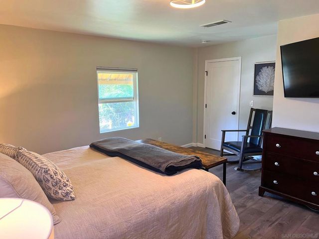 80 Willowside Ter, Alpine, CA 91901