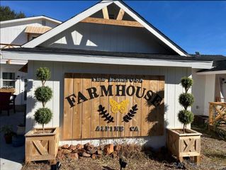 80 Willowside Ter, Alpine, CA 91901