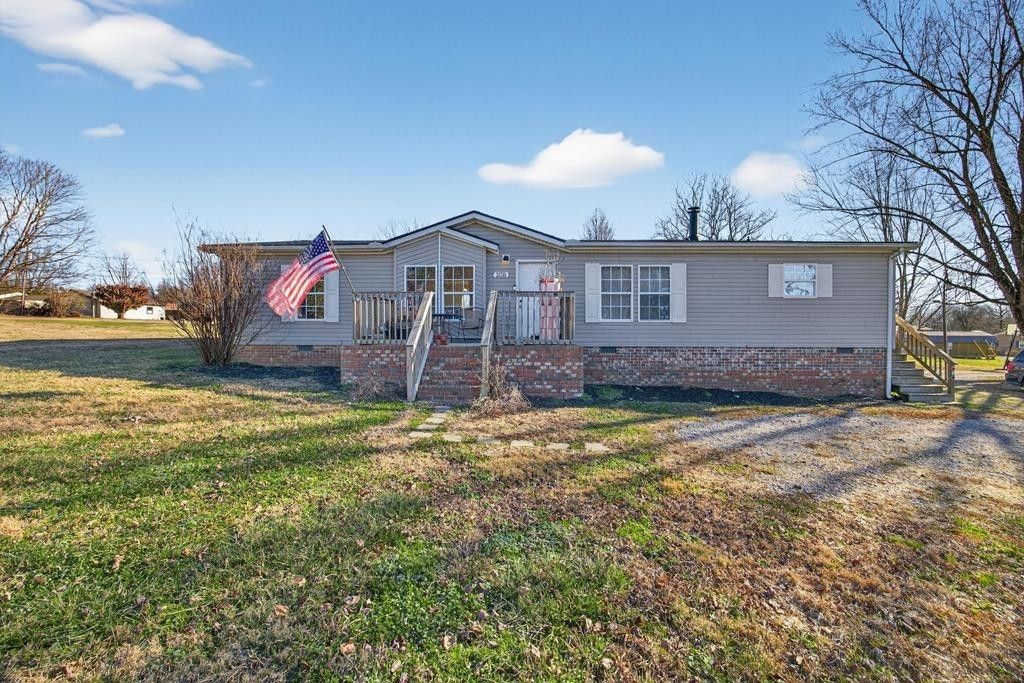 308 Allens Chapel Rd, Smithville, TN 37166