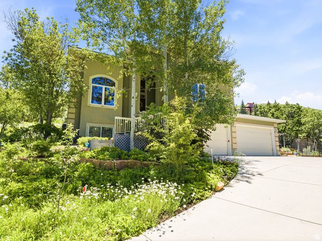 5808 E PIONEER FORK RD, Emigration Canyon, UT 84108
