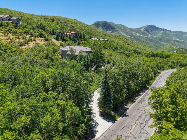 5808 E PIONEER FORK RD, Emigration Canyon, UT 84108