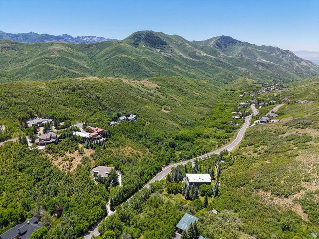 5808 E PIONEER FORK RD, Emigration Canyon, UT 84108