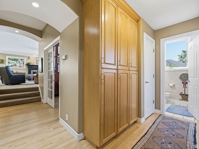 5808 E PIONEER FORK RD, Emigration Canyon, UT 84108