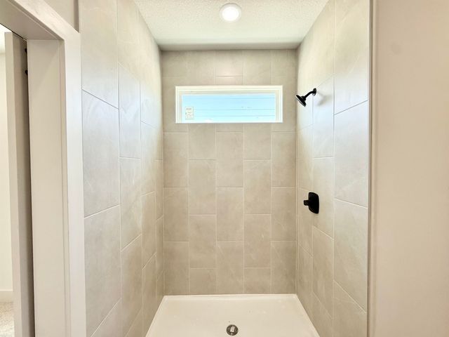 5408 N Toben Ct, Bel Aire, KS 67226